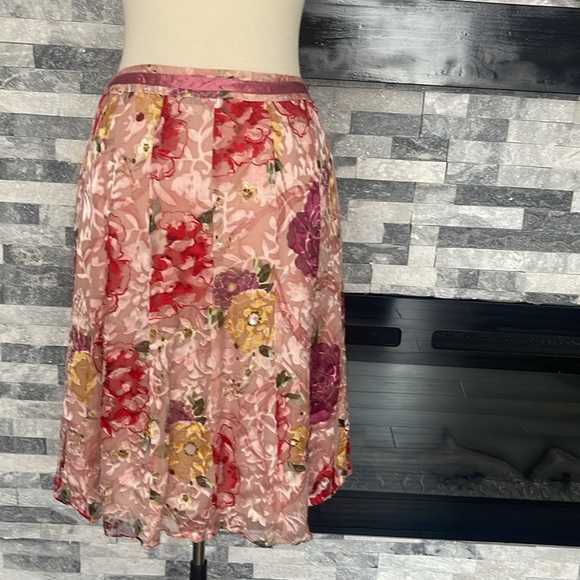 Outfit JPR Womens Multicolor Floral Silk/ Rayon Zipper Side Skirt Size 12 - Picture 4 of 7